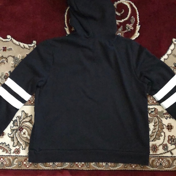 Forever 21 black striped hoodie - Picture 3 of 3